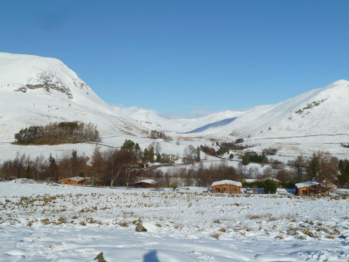 Glenbeag Mountain Lodges Glenshee Exteriör bild