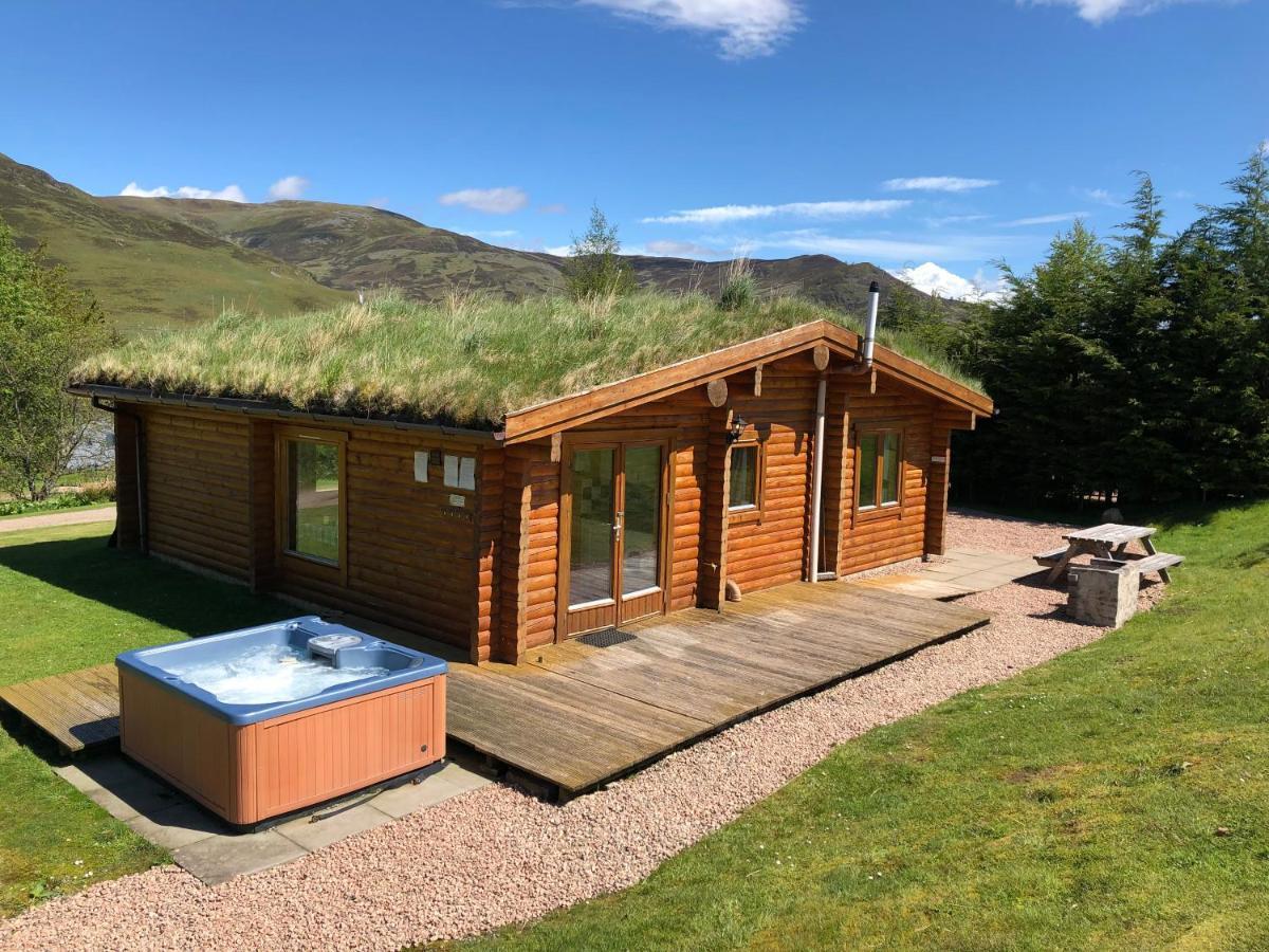 Glenbeag Mountain Lodges Glenshee Exteriör bild